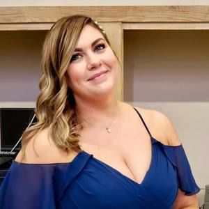 Meet your Posher, Stephanie